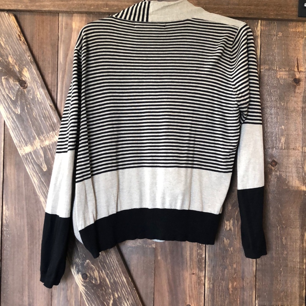 Sweater - Picture 2 of 2